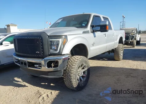 2015 Ford F-250 Lariat из США, поврежденный, VIN 1FT7W2BT4FEA94928